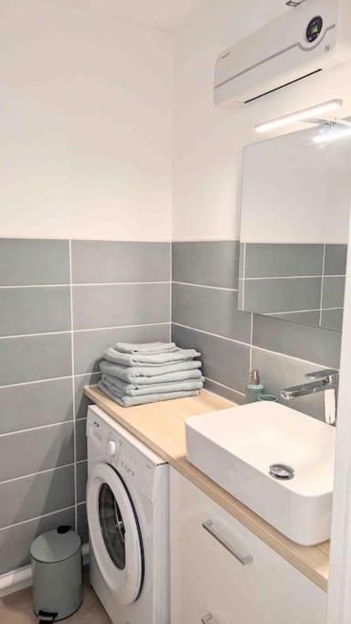 Studio Climatise 4 Pers, Balcon, Parking La Grande-Motte Exterior foto